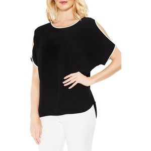 NWT Vince Camuto Textured Crepe Cold Shoulder Top